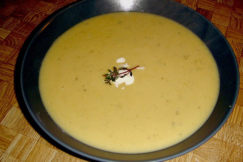 Senfsuppe mit Kartoffeln Senfsuppe mit Kartoffeln