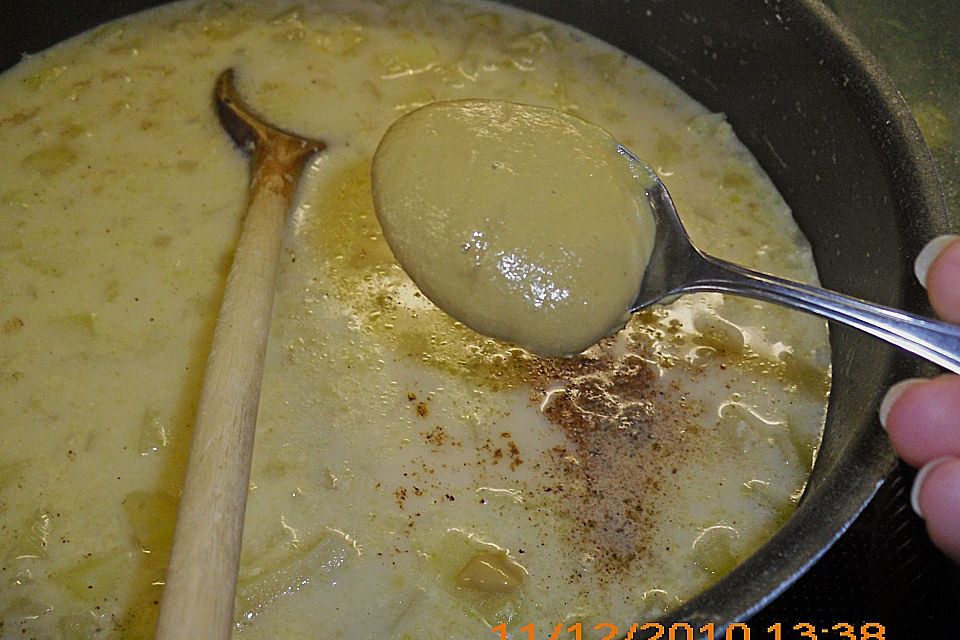 Senfsuppe mit Kartoffeln Senfsuppe mit Kartoffeln