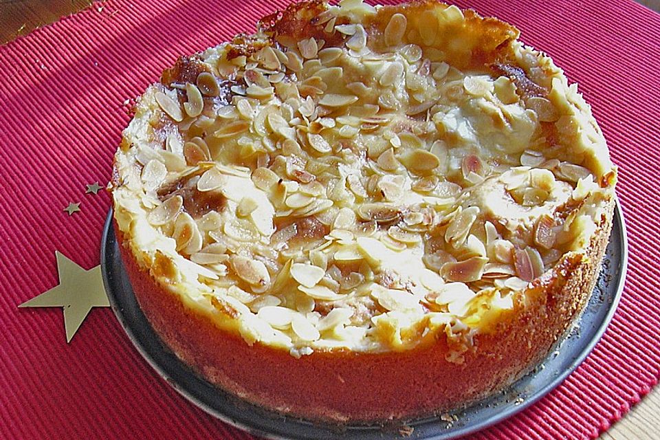 Bratapfelkuchen mit ganzen Äpfeln