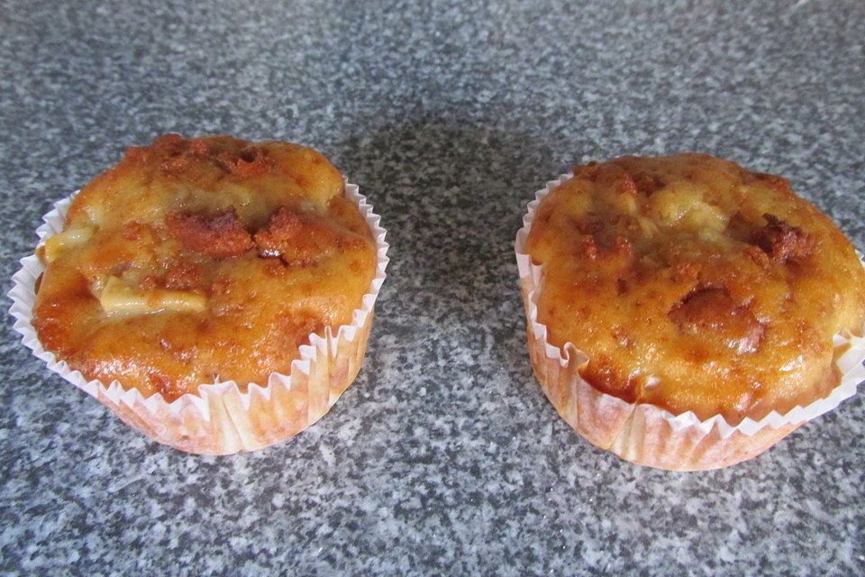 Apfel - Amarettini - Muffins