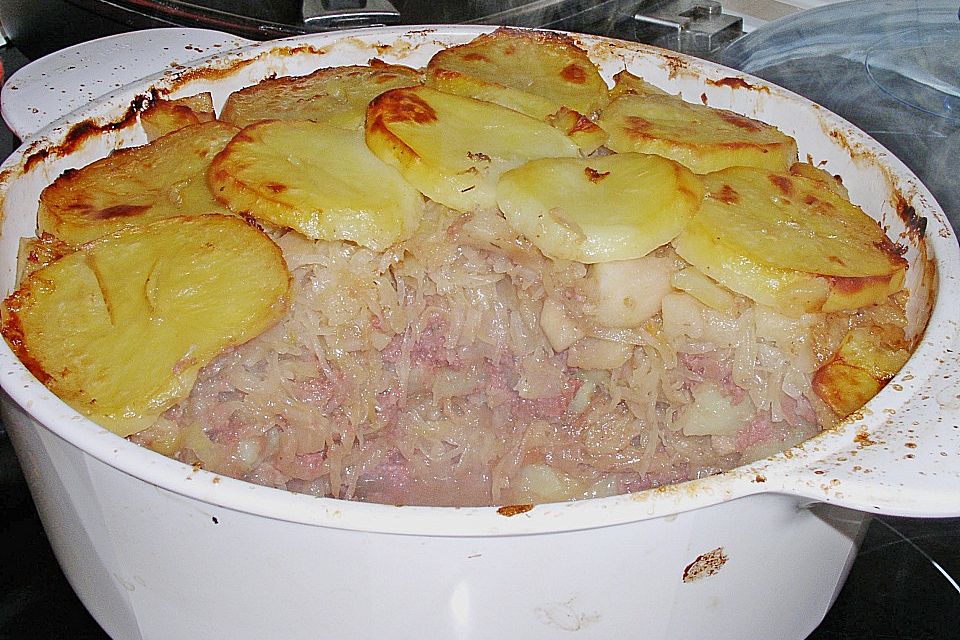 Sauerkrautauflauf mit Corned Beef