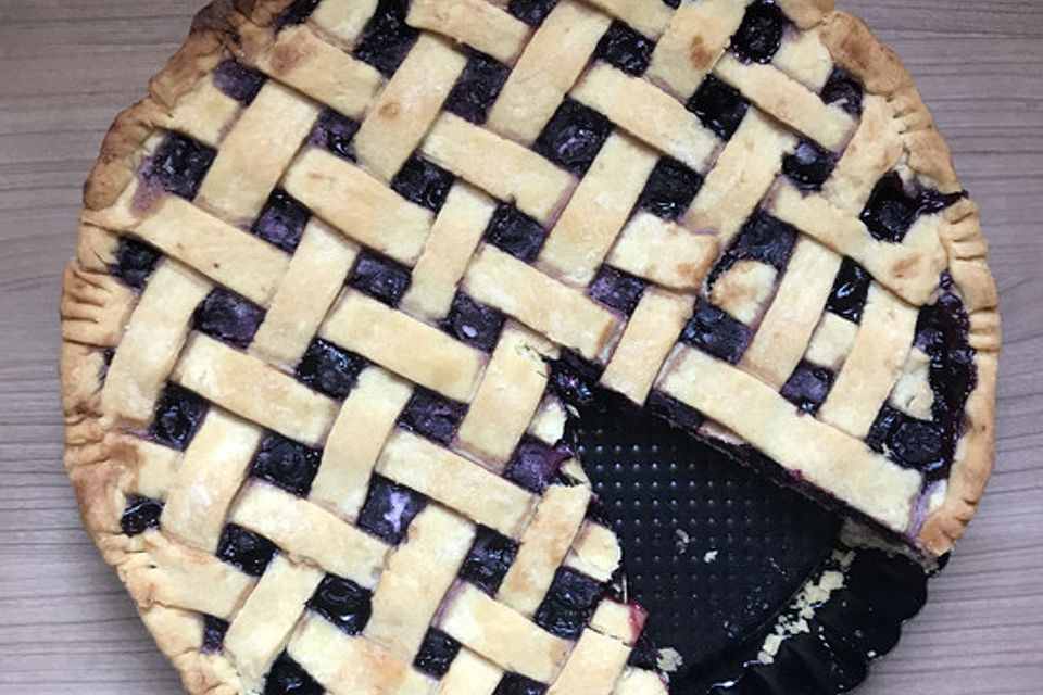 Best Blueberry Pie