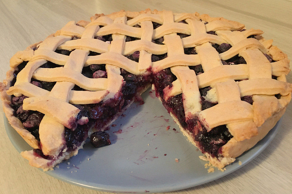 Best Blueberry Pie