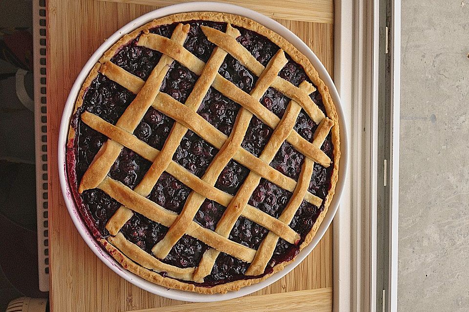 Best Blueberry Pie