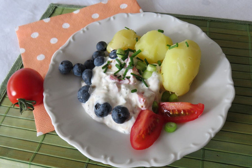 Kartoffeln mit Gemüsequark