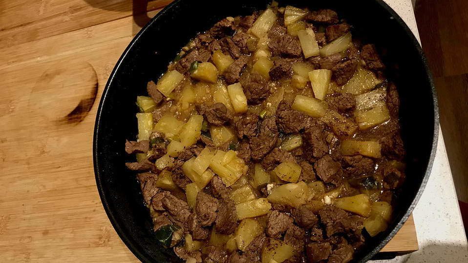 Rindfleisch mit Ananas von Sivi