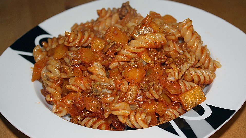 Spaghetti mit Kürbis - Hacksoße von LadyLily