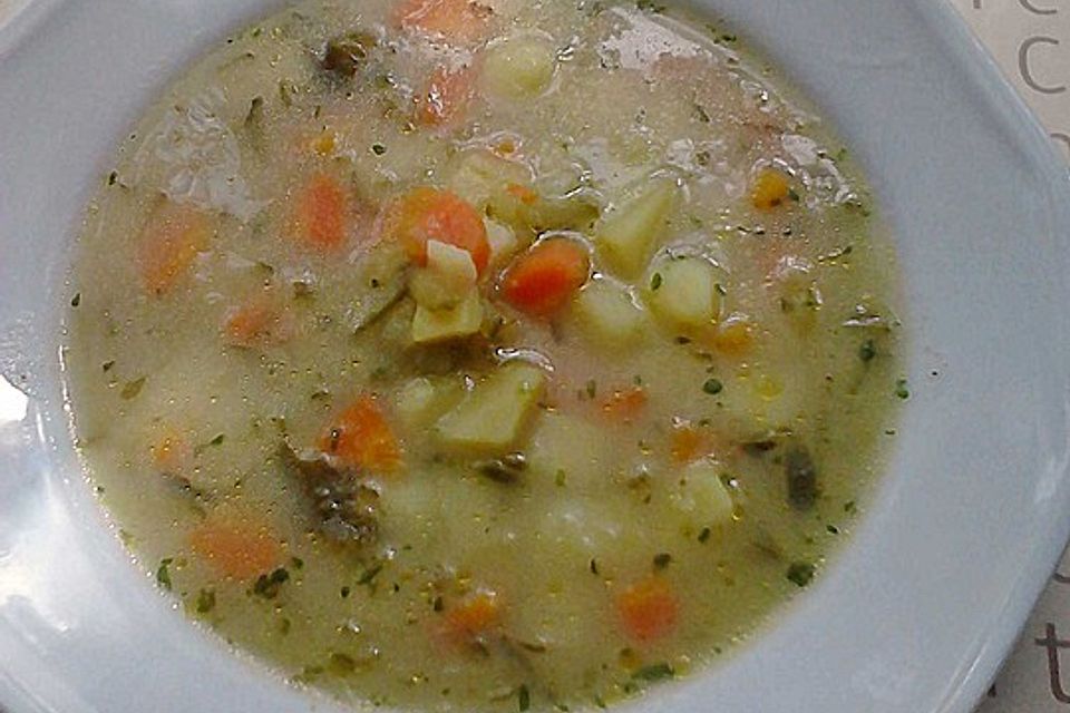 Polnische Gurkensuppe