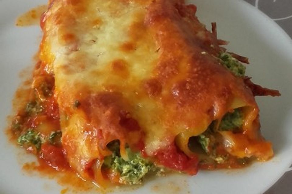 Cannelloni mit Ricotta und Spinat