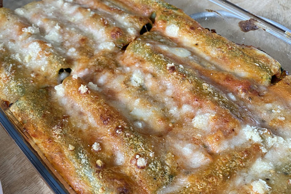 Cannelloni mit Ricotta und Spinat