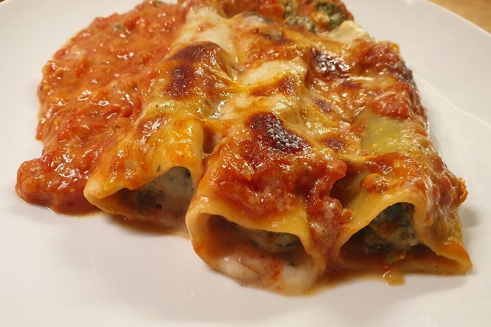 Cannelloni mit Ricotta und Spinat