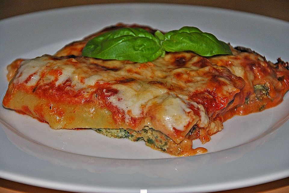 Cannelloni mit Ricotta und Spinat