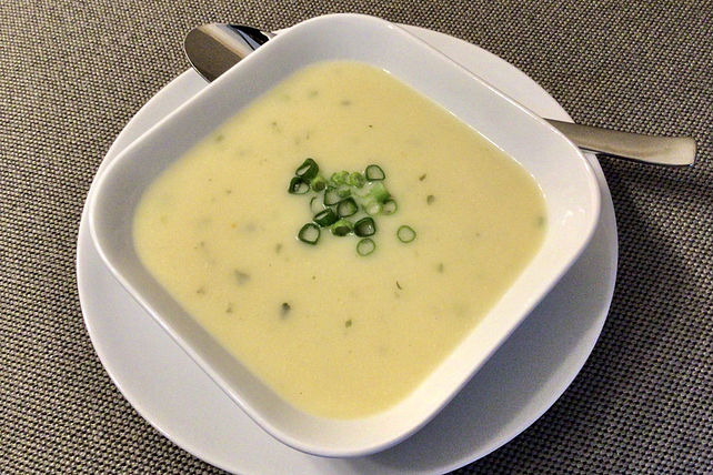Kartoffel - Kräuter - Suppe von elanda| Chefkoch