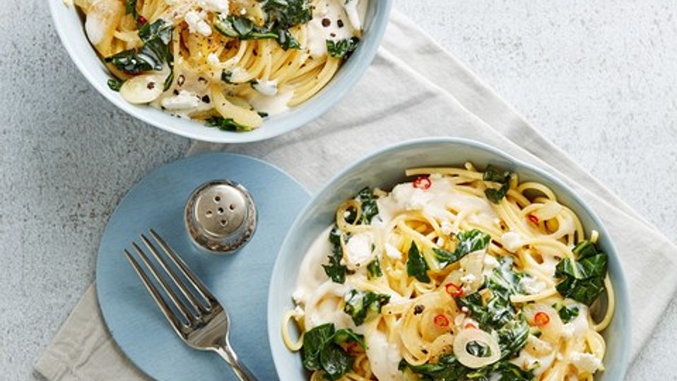 Spaghetti-mit-Mangold-Fetacreme
