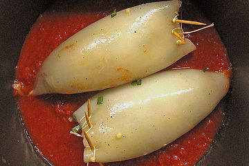 Geschmorte Tintenfischtuben Mit Graupen Mangold Fullung Von Hani Chefkoch Geschmorte Tintenfischtuben Mit Graupen Mangold Fullung Von Hani Chefkoch