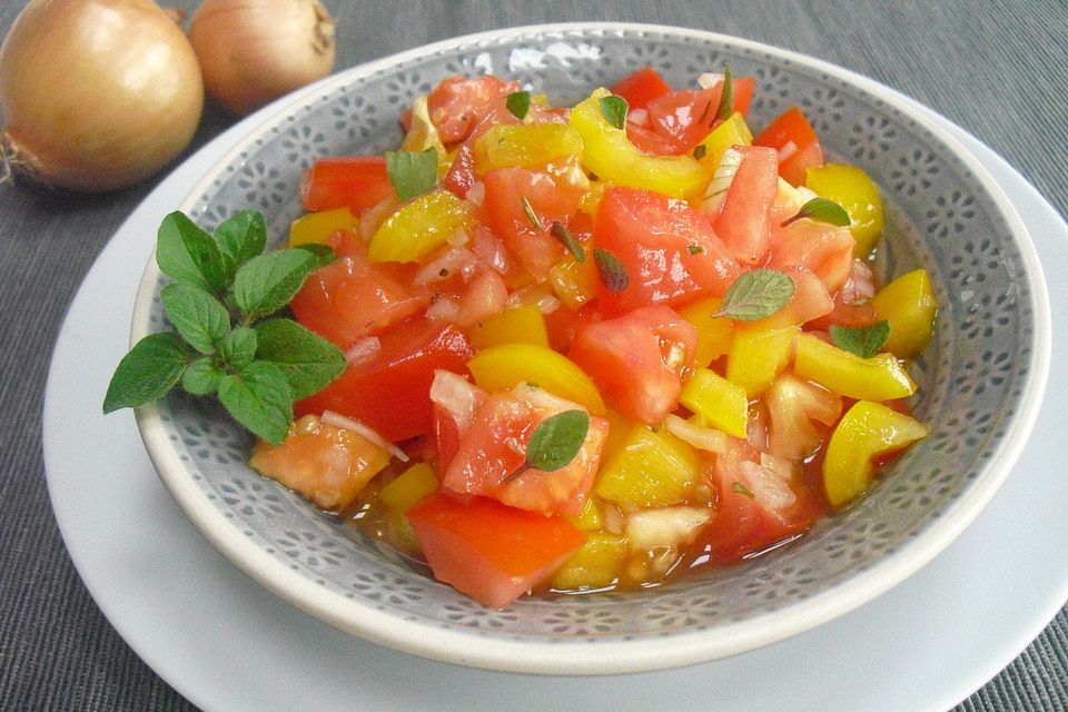 Tomaten - Paprika - Salat