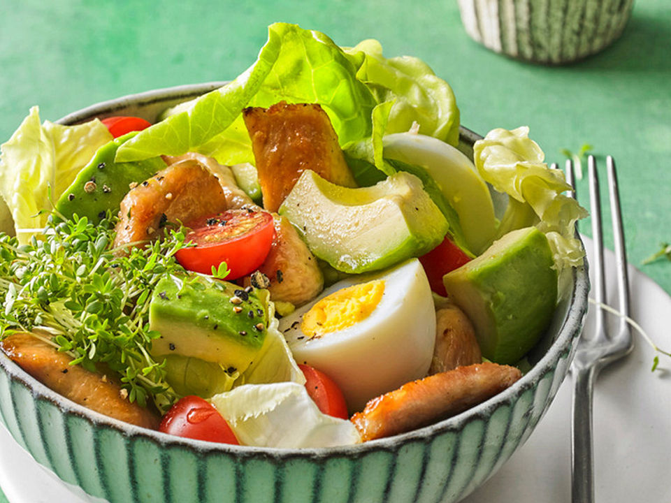Avocado - Eier - Salat mit Putenstreifen von ulkig| Chefkoch