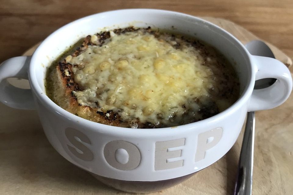 Zwiebelsuppe