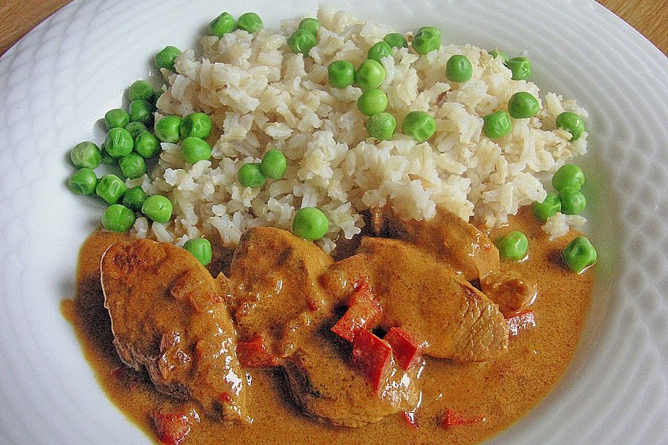 Chicken & Rice - Hähnchen mit Reis aus Ghana