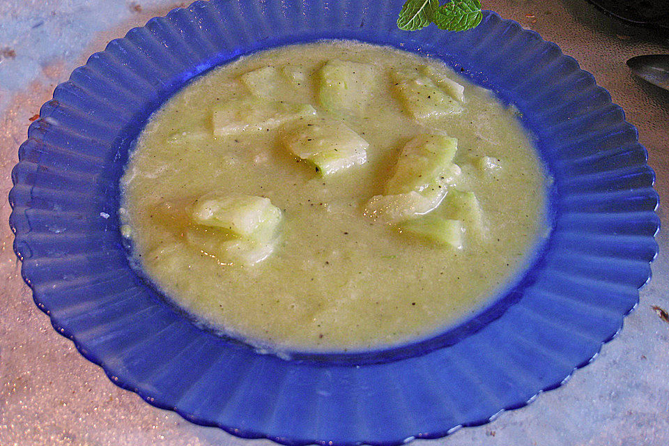 Lauch - Kohlrabi - Suppe