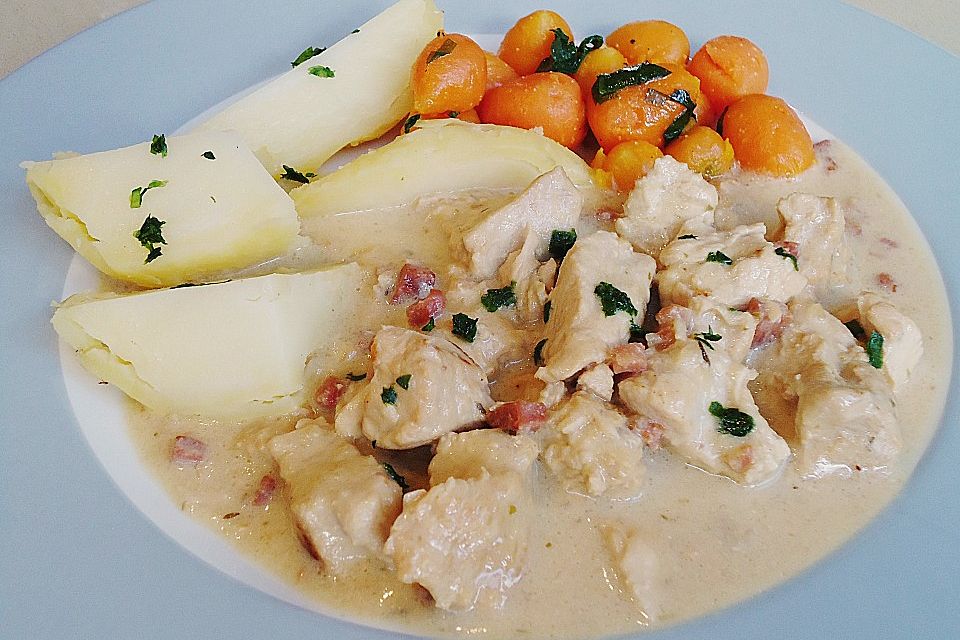 Putengulasch mit Martinisauce