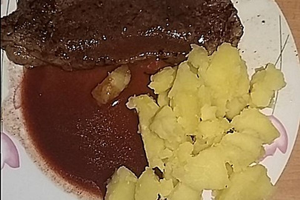 Pfiffige Rotweinsauce mit Schokolade