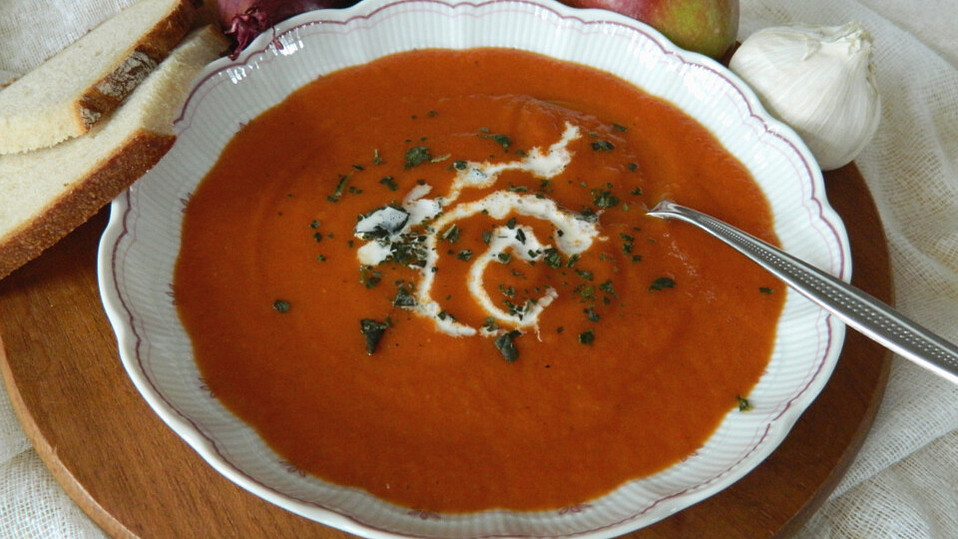Feurige Apfel - Tomaten - Suppe von veraaa