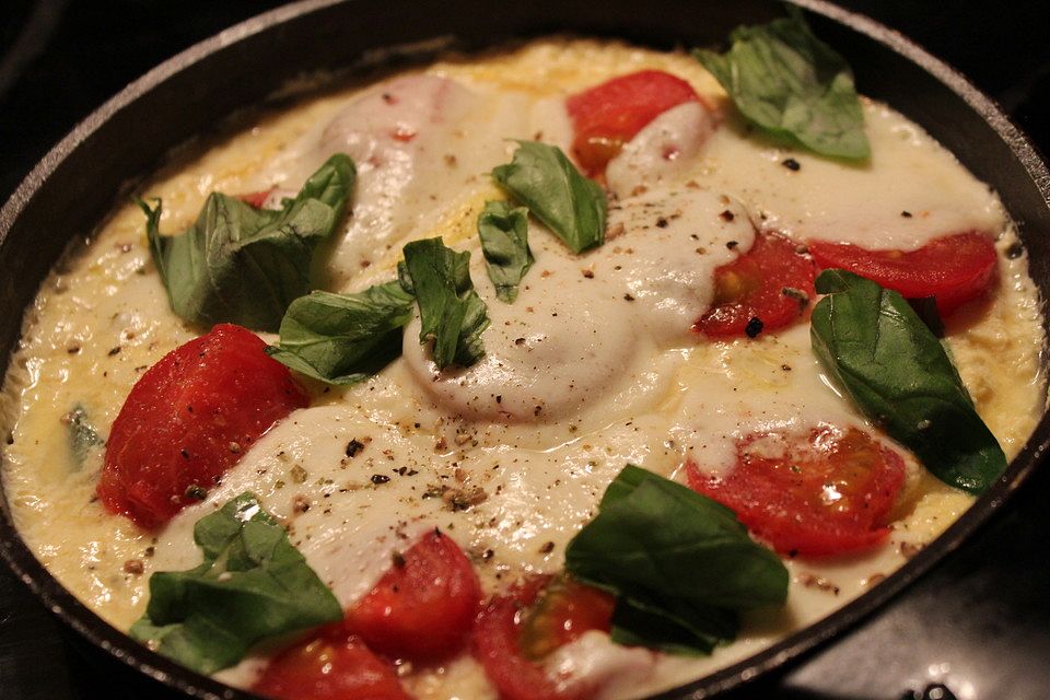 Eier - Tomaten - Mozarella - Pfanne