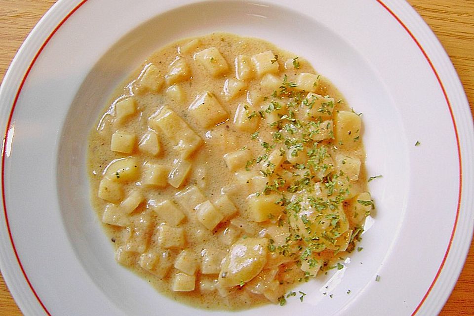 Sellerie - Kartoffelsuppe mit Balsamico