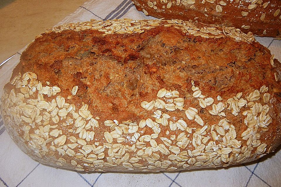 Roggen - Haferflocken - Brot Roggen - Haferflocken - Brot
