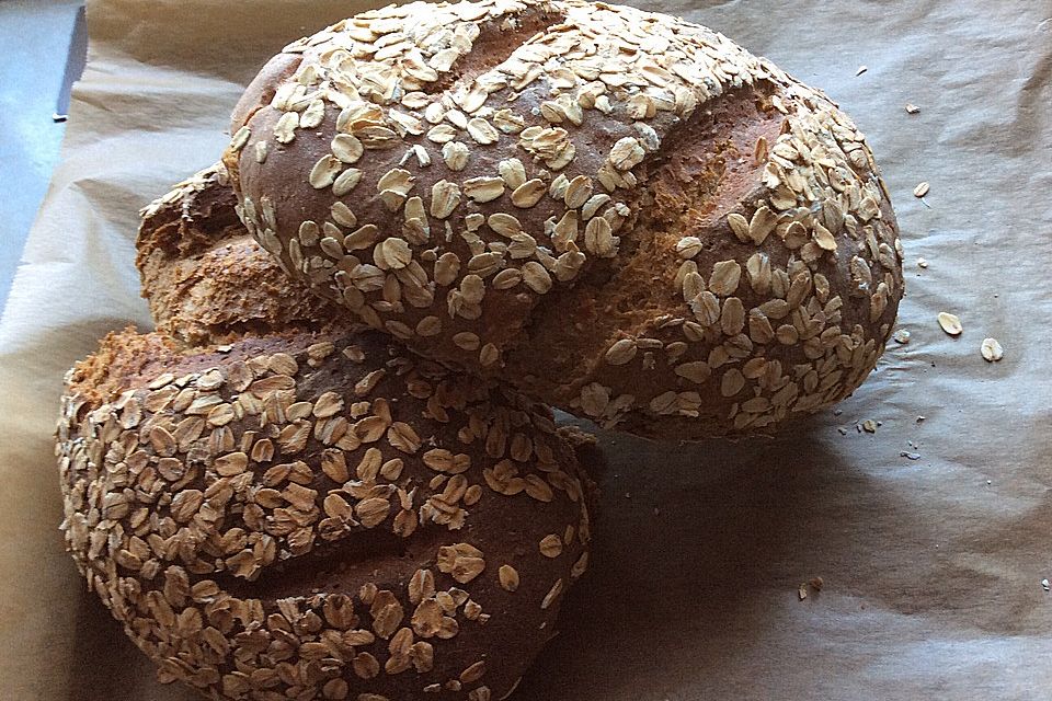 Roggen - Haferflocken - Brot Roggen - Haferflocken - Brot