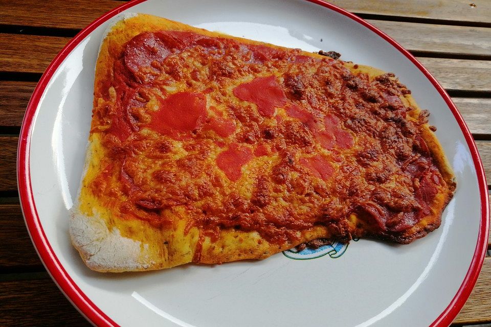 Pizzateig für ein Blech