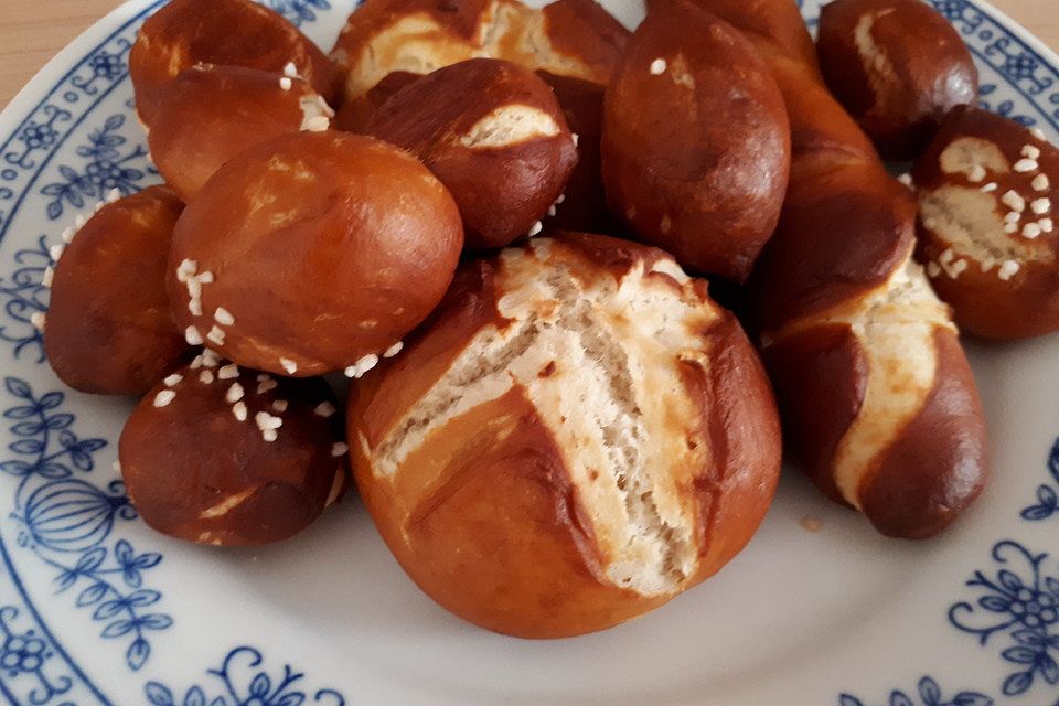 Laugenstangen, selbst gemacht Laugenstangen, selbst gemacht