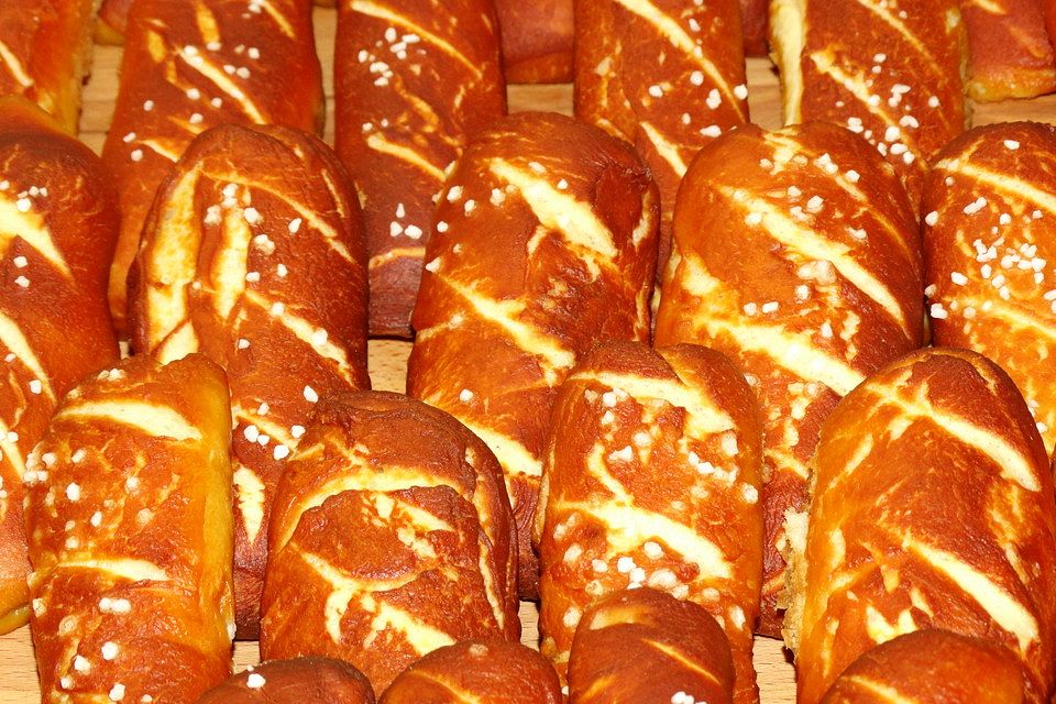 Laugenstangen, selbst gemacht Laugenstangen, selbst gemacht