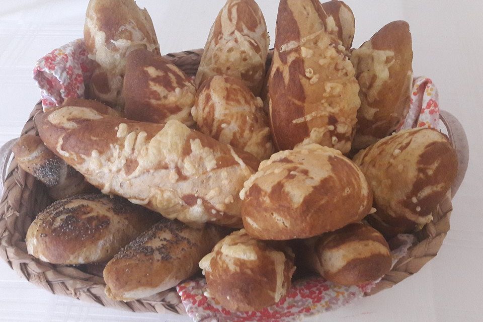 Laugenstangen, selbst gemacht Laugenstangen, selbst gemacht