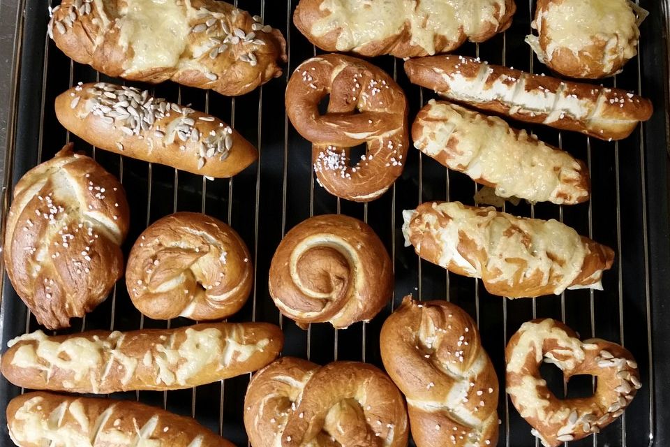 Laugenstangen, selbst gemacht Laugenstangen, selbst gemacht