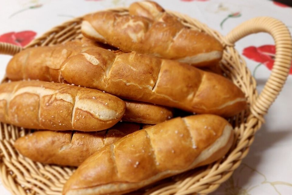 Laugenstangen, selbst gemacht Laugenstangen, selbst gemacht