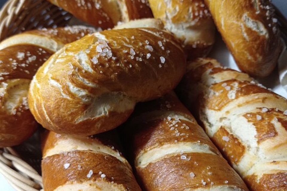 Laugenstangen, selbst gemacht Laugenstangen, selbst gemacht