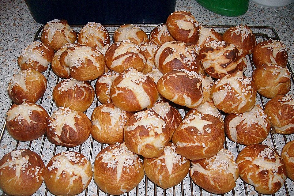 Laugenstangen, selbst gemacht Laugenstangen, selbst gemacht