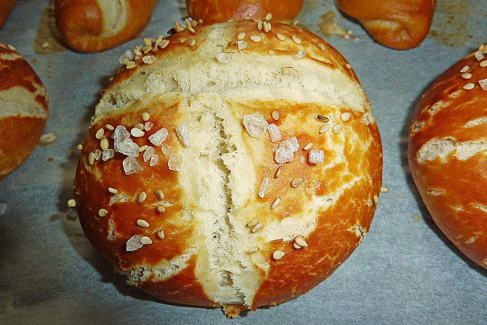 Laugenstangen, selbst gemacht Laugenstangen, selbst gemacht