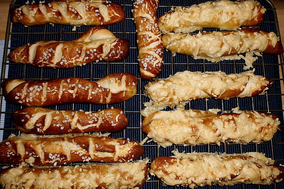 Laugenstangen, selbst gemacht Laugenstangen, selbst gemacht