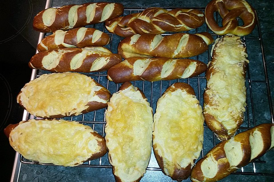 Laugenstangen, selbst gemacht Laugenstangen, selbst gemacht