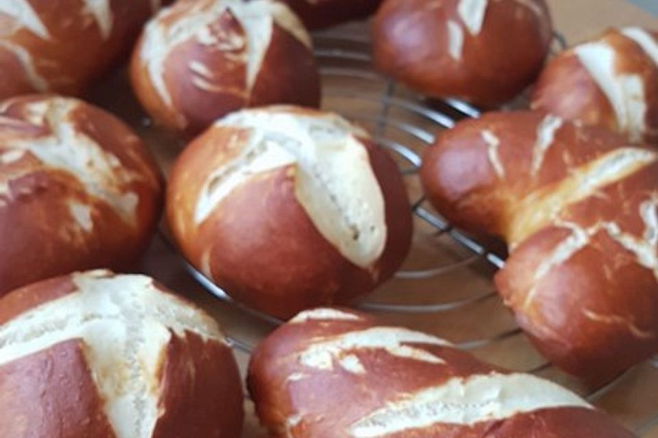 Laugenstangen, selbst gemacht Laugenstangen, selbst gemacht