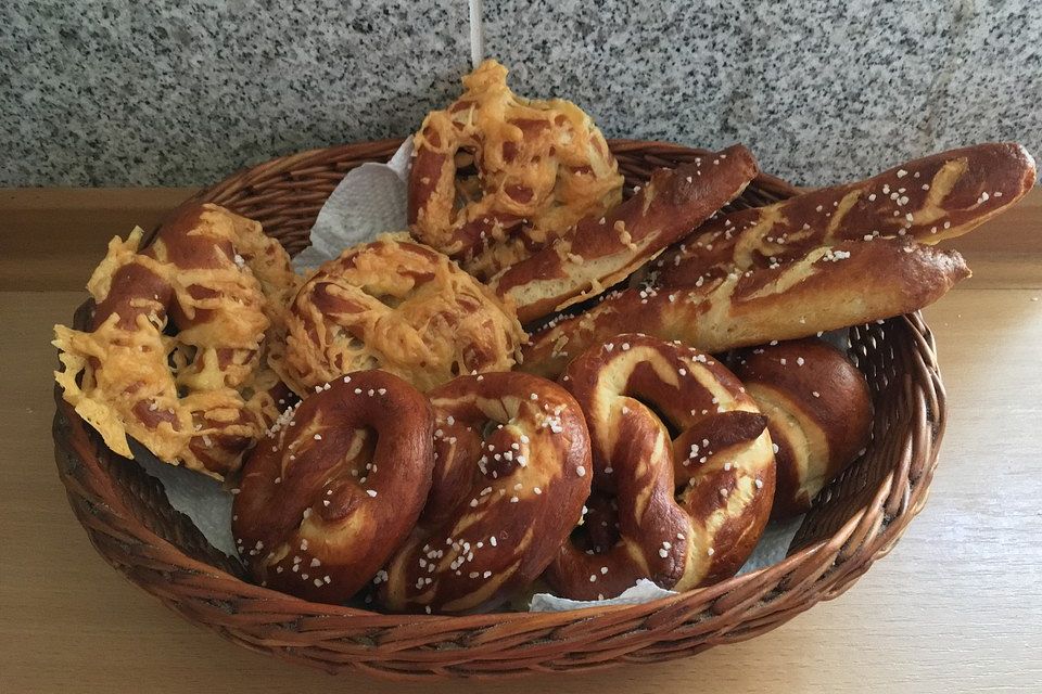 Laugenstangen, selbst gemacht Laugenstangen, selbst gemacht