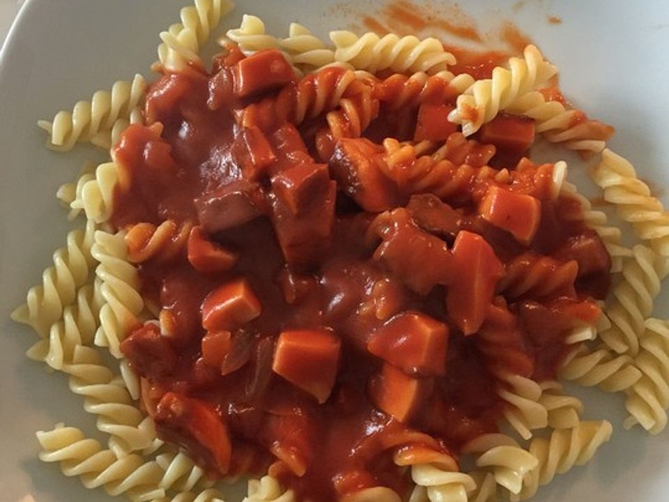 Nudeln mit Tomatensauce - Kochen Gut | kochengut.de