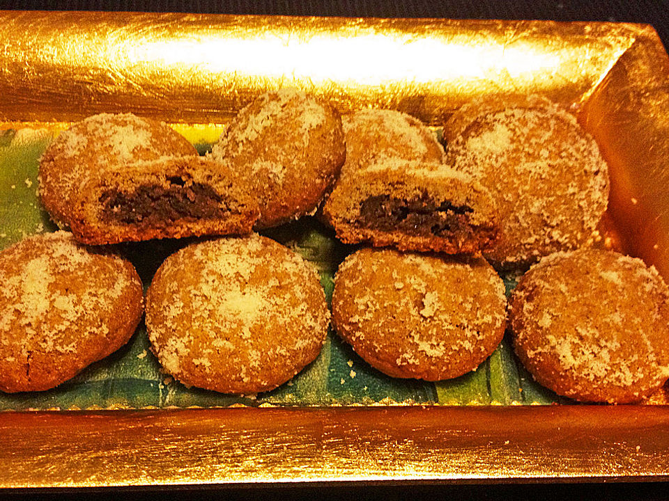 Gefüllte Nussbällchen von Knuppelchen| Chefkoch