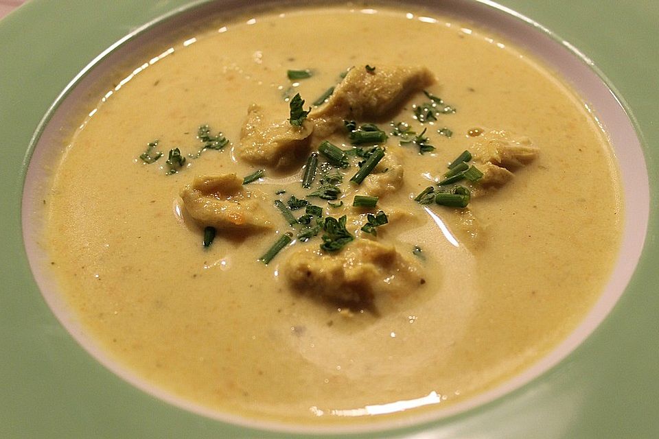 Steckrüben - Kohlrabi - Kokosmilch - Currysuppe mit Hähnchen