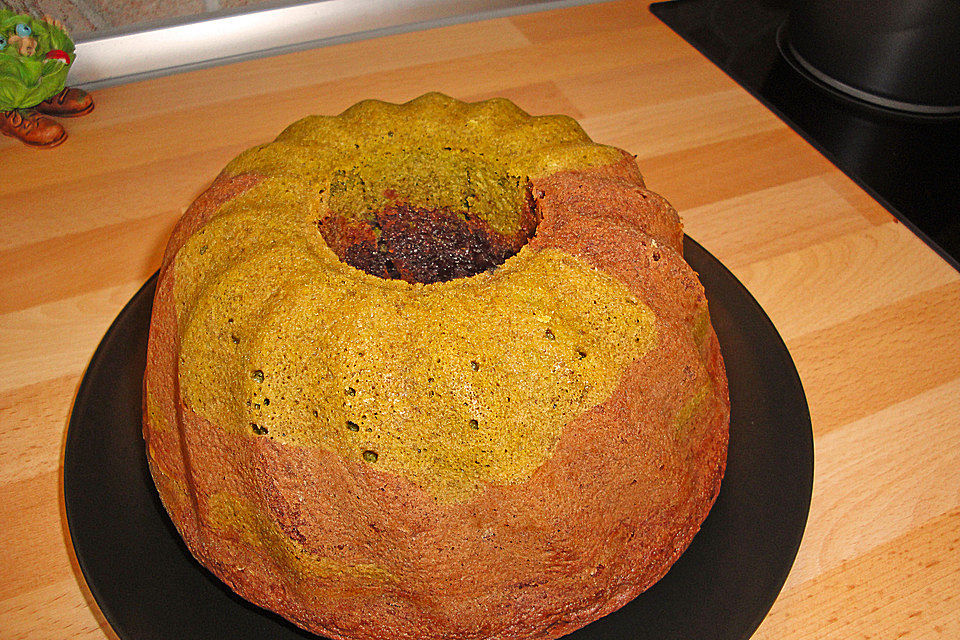 Marmorierter Matcha-Tee - Schokoladenkuchen