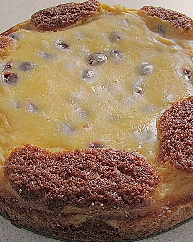 Jockels Kirsch - Marzipan - Kuchen mit Vanilleguss