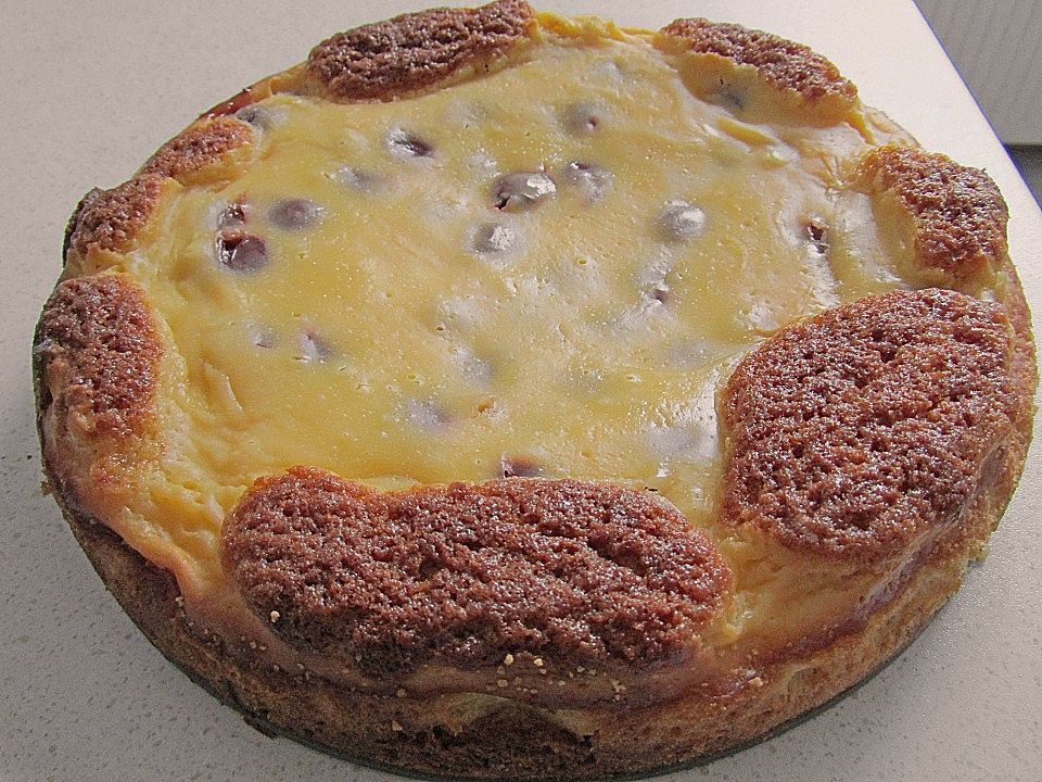 Jockels Kirsch - Marzipan - Kuchen mit Vanilleguss von Jockelchen| Chefkoch